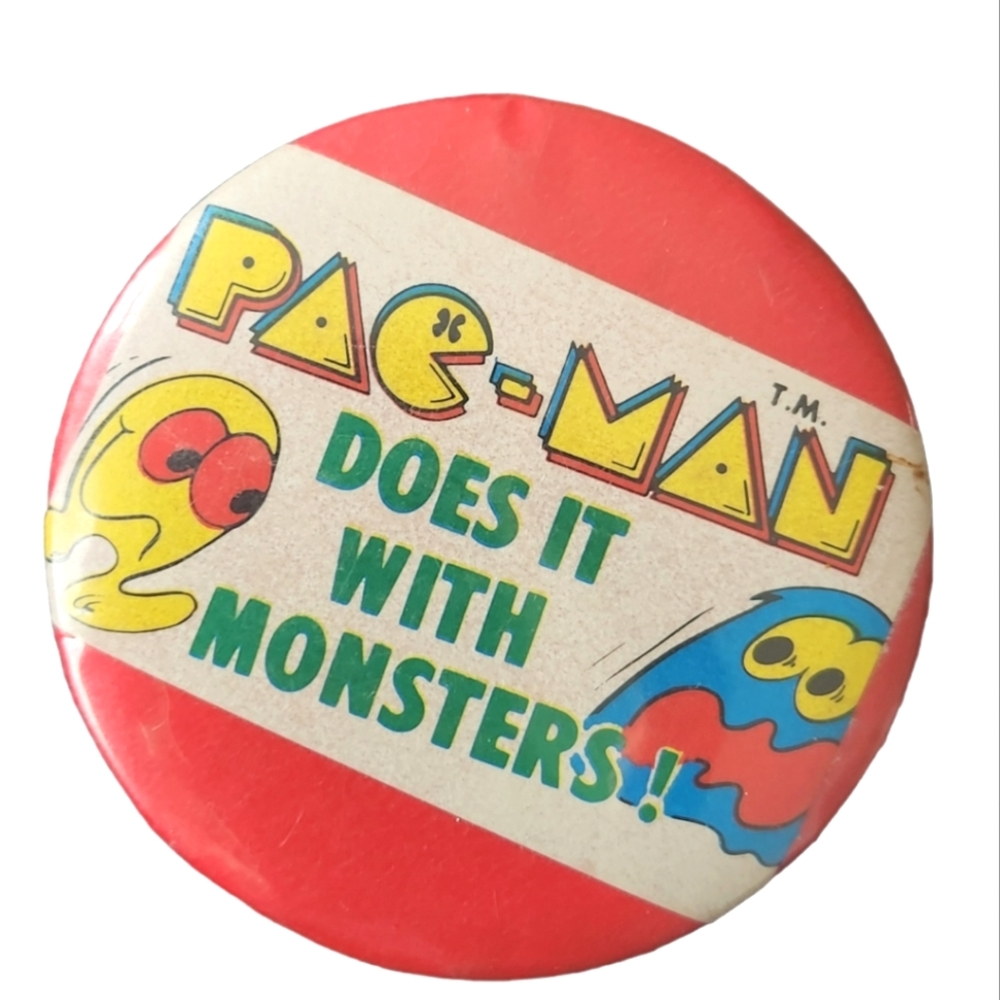 Vintage Pac Man Pin Pinback Button Funny Arcade Game 80s 90s